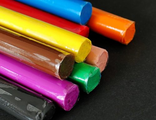 Plastilina casera y 6 buenas razones para jugar con ella