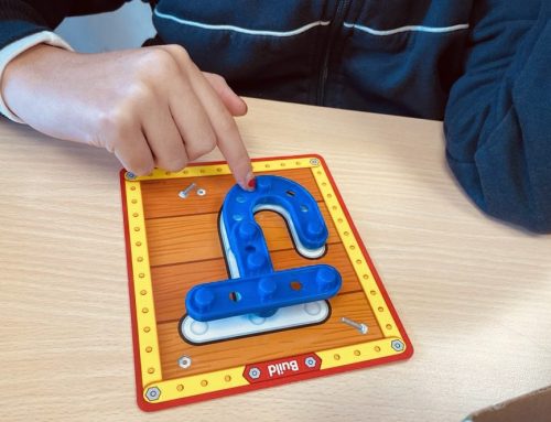 Taller de ‘Aprendizaje multisensorial de la escritura’: «Aprenderemos a reforzar y facilitar el desempeño del niño en esta actividad»