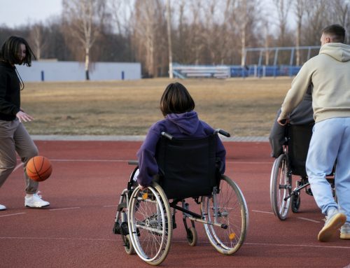 La UE considera que no es discriminatorio que las personas con discapacidad pidan requisitos de edad a sus asistentes personales