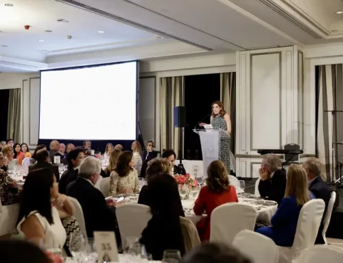 GALERÍA – Más de 400 personalidades arropan a la Fundación Querer en su cena benéfica